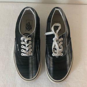 VANS Old Skool Plaid Lace Up Navy Slip Ons Size 7 Men’s